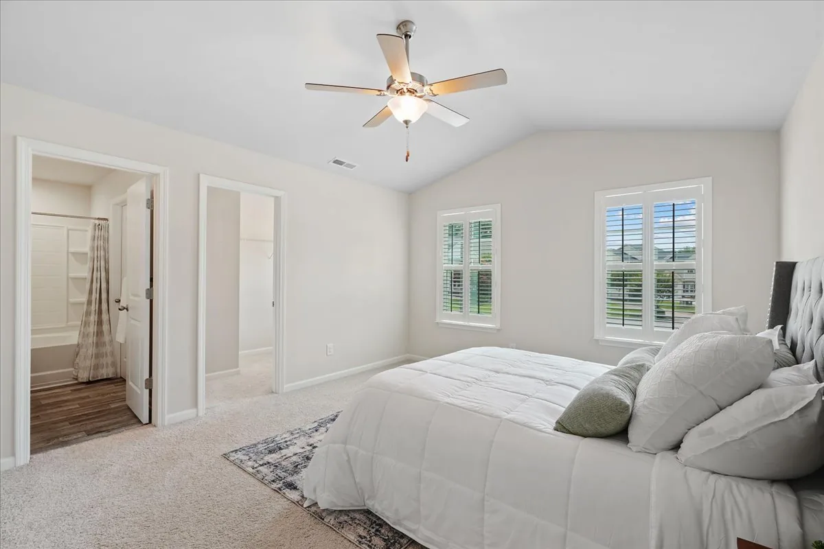 4225 Meadowview Lane listing photo 39