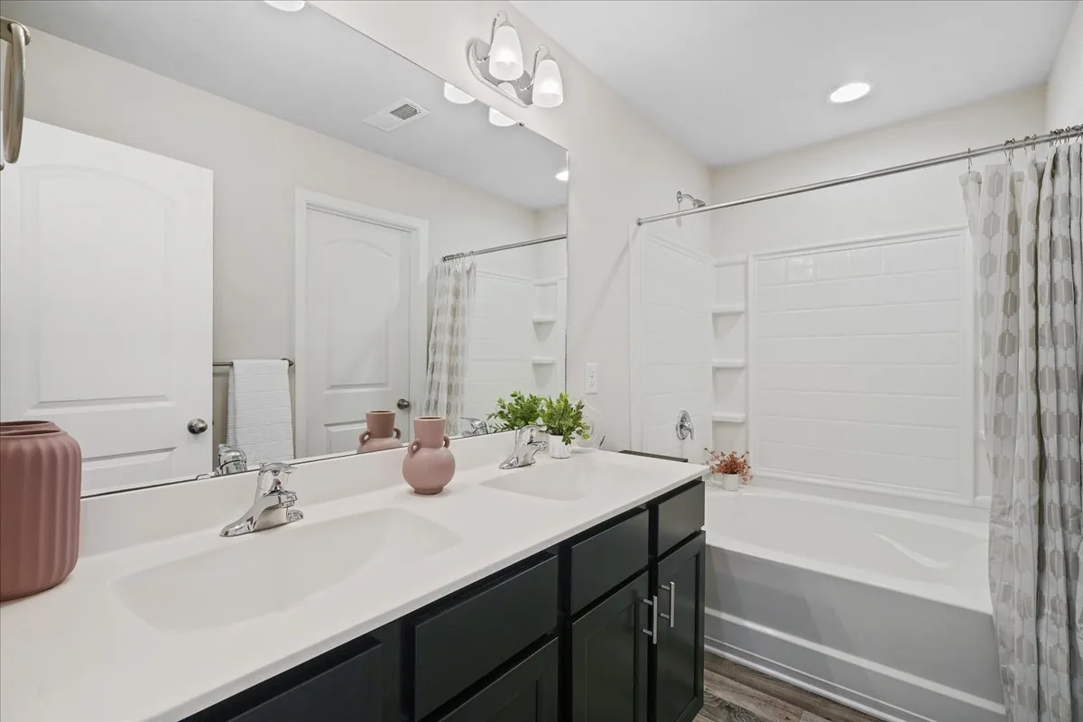 4225 Meadowview Lane listing photo 43