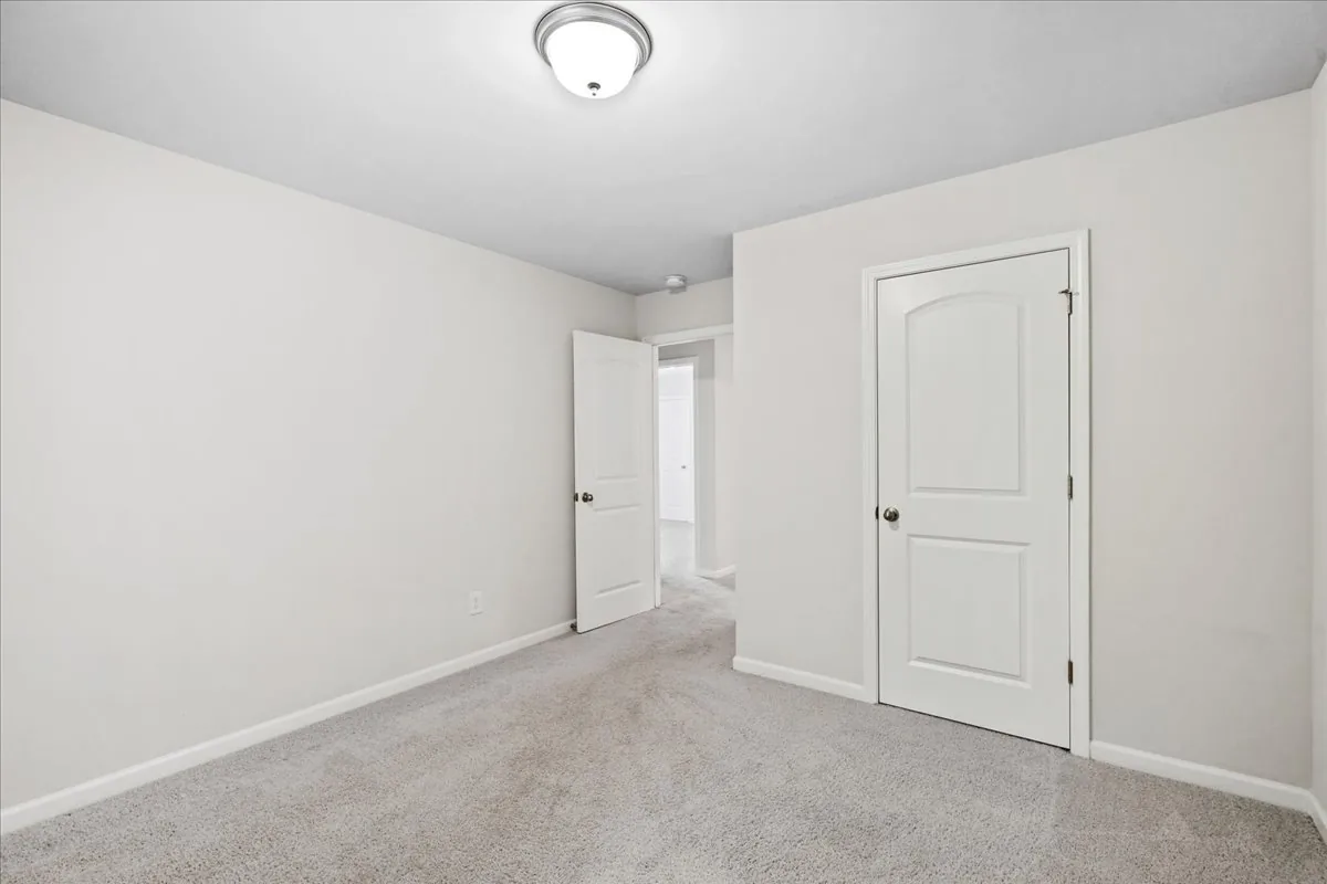 4225 Meadowview Lane listing photo 38