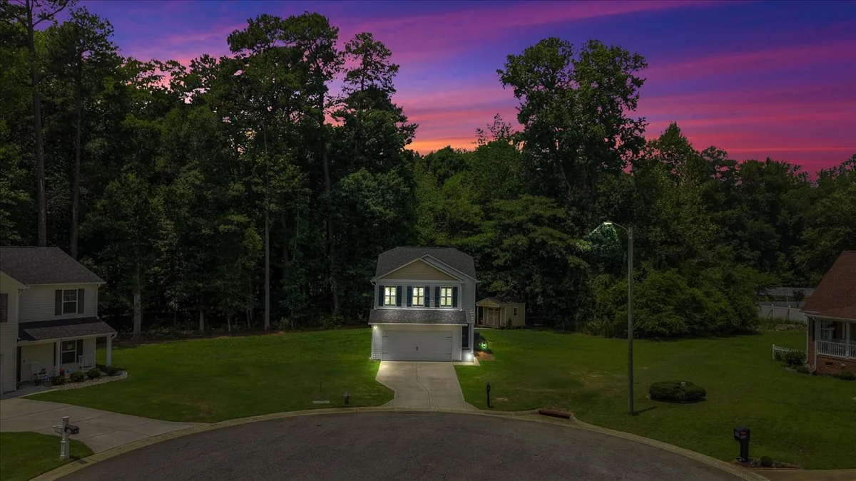 4225 Meadowview Lane listing photo 14