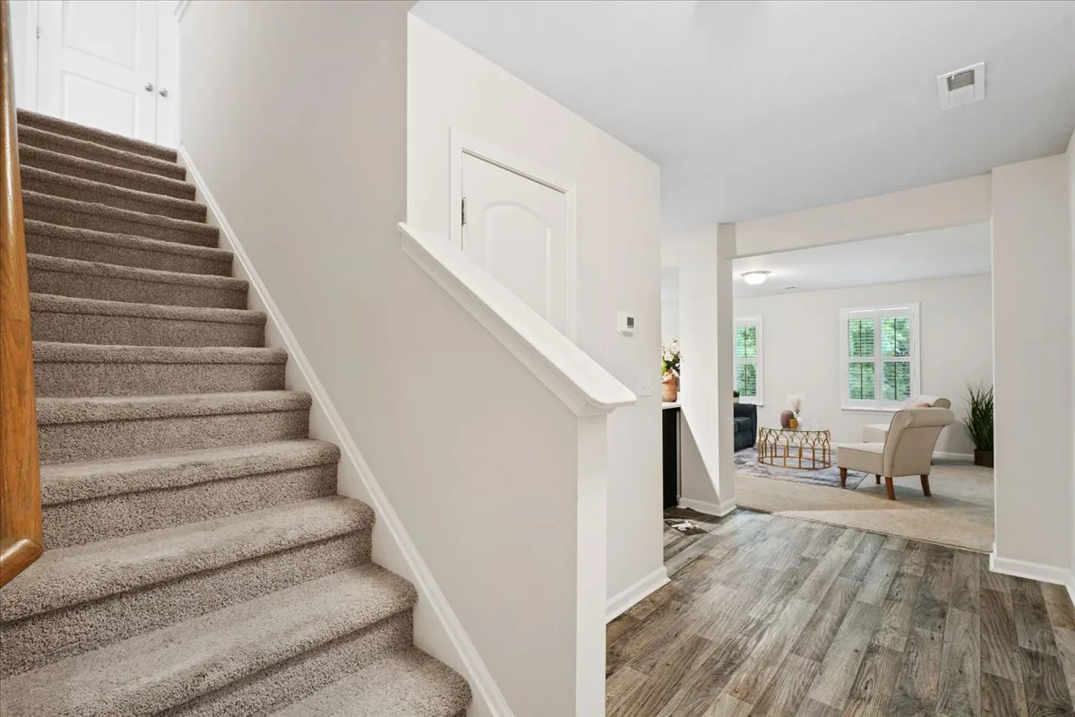 4225 Meadowview Lane listing photo 45