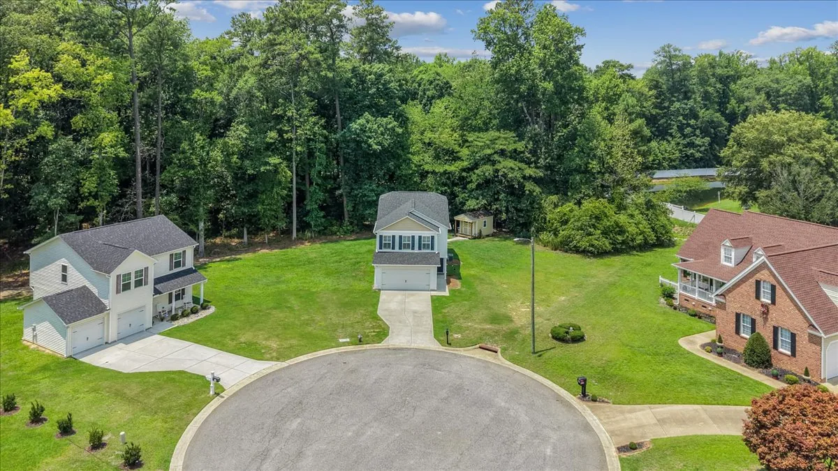 4225 Meadowview Lane listing photo 16